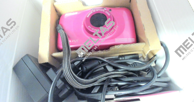 Nikon Coolpix S33 digital camera OVP waterproof Nikon