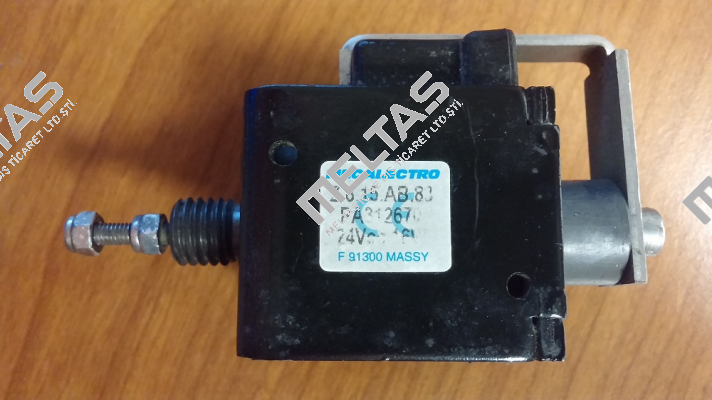 Z−.8.15−.AB.83  Mecalectro
