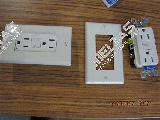 016-N7599-00T  Leviton
