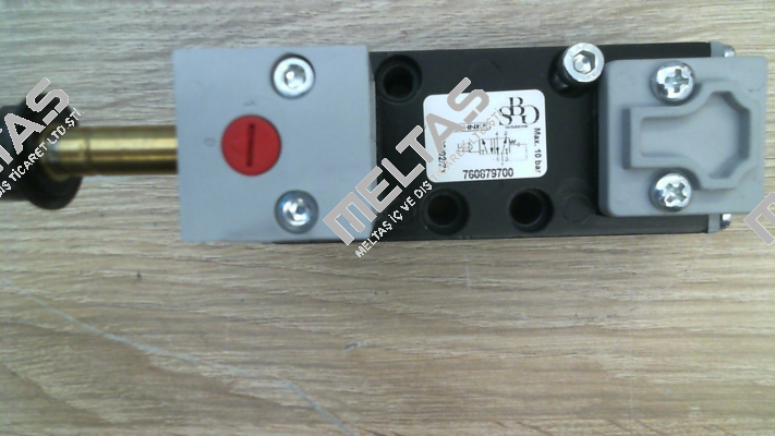 120.000153/76.087.97.00 Kuhnke
